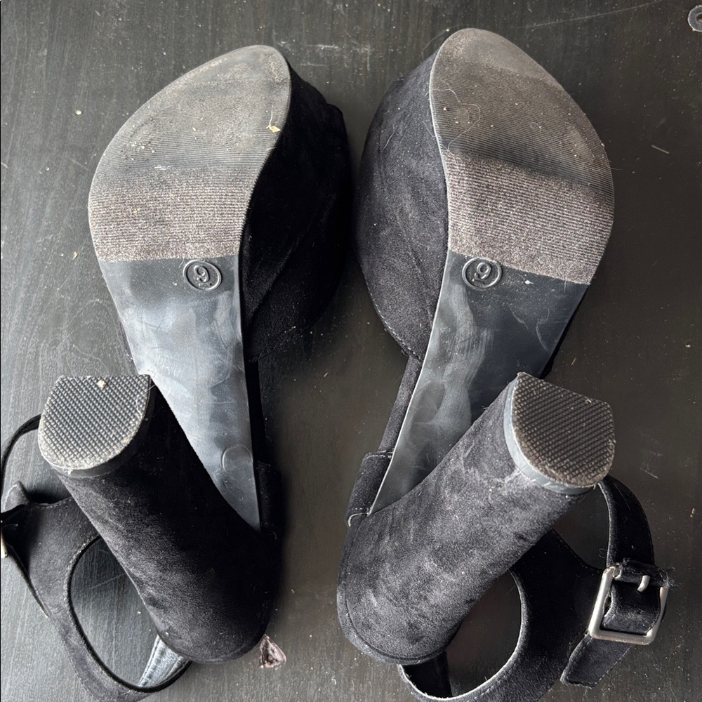 Mossimo Suede Heels - image 5